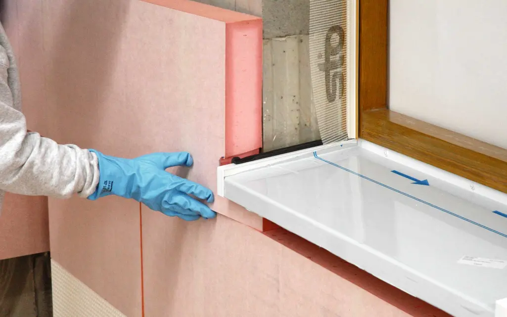 Isolation des murs extérieurs en résine phénolique