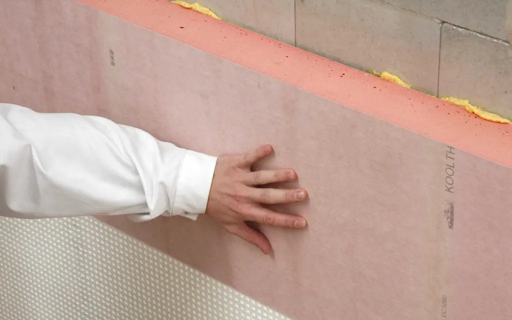 Isolation par l’extérieur en résine phénolique