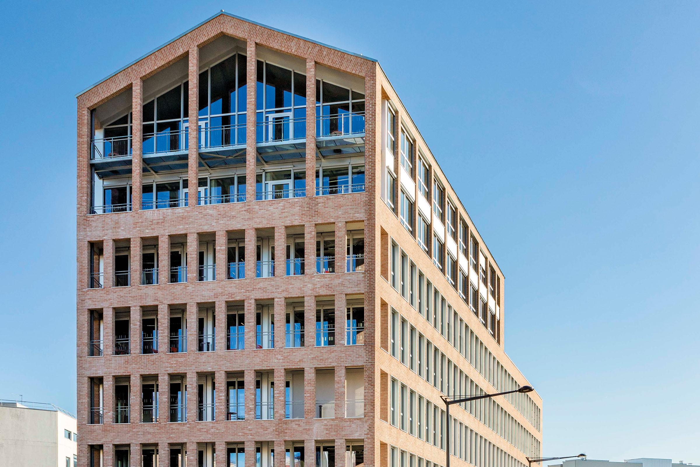 Nouvelle agence parisienne du cabinet d’architecture Patriarche, Ivry-sur-Seine (94).
